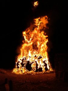 bellagio events bellagio villas bonfire 2017 on fire