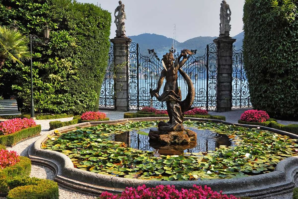 Villa Carlotta: magnificence between Art and Flowers - Bellagio Villas