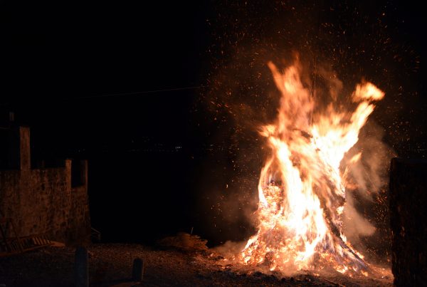 bellagio-events-bellagio-villas-bonfire-shore.jpg